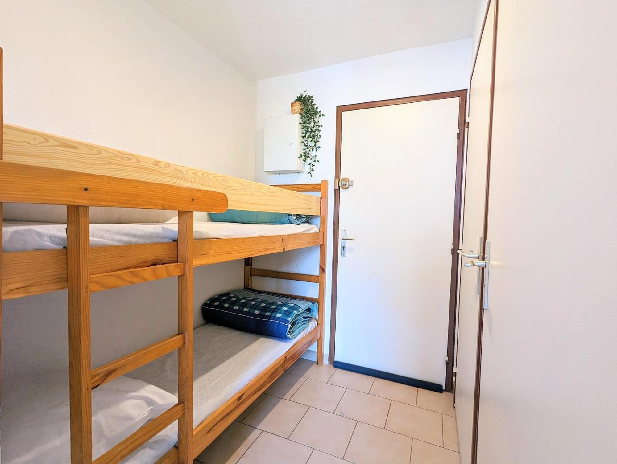 Appartement Au Calme + Parking Agde Bagian luar foto
