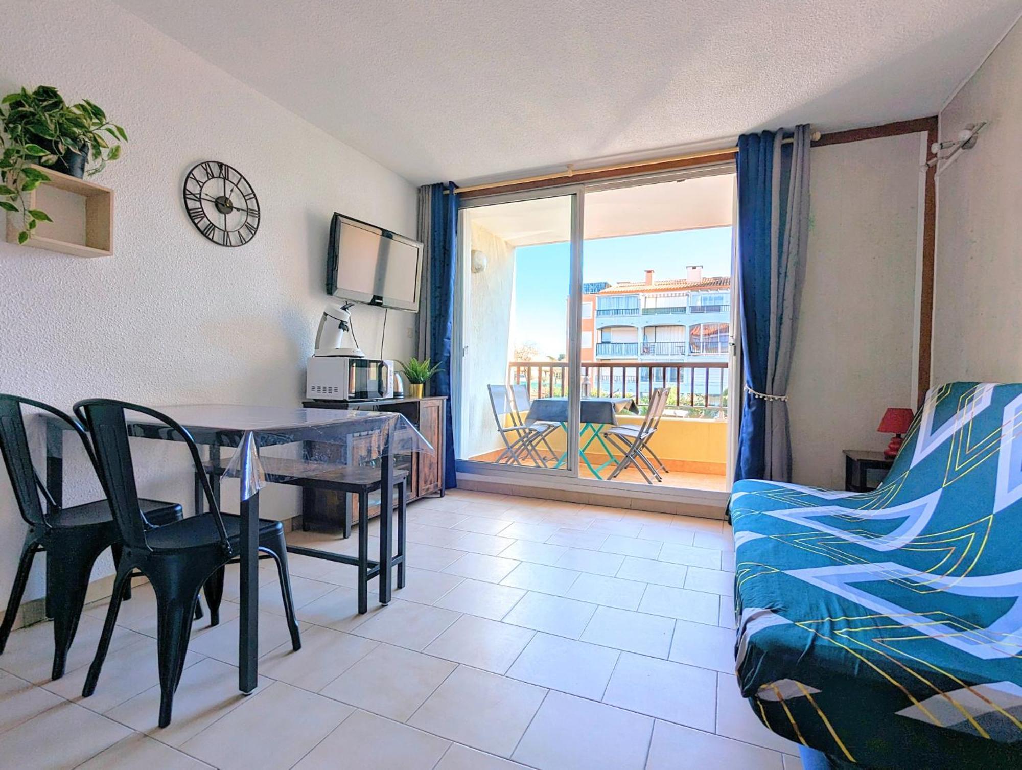 Appartement Au Calme + Parking Agde Bagian luar foto