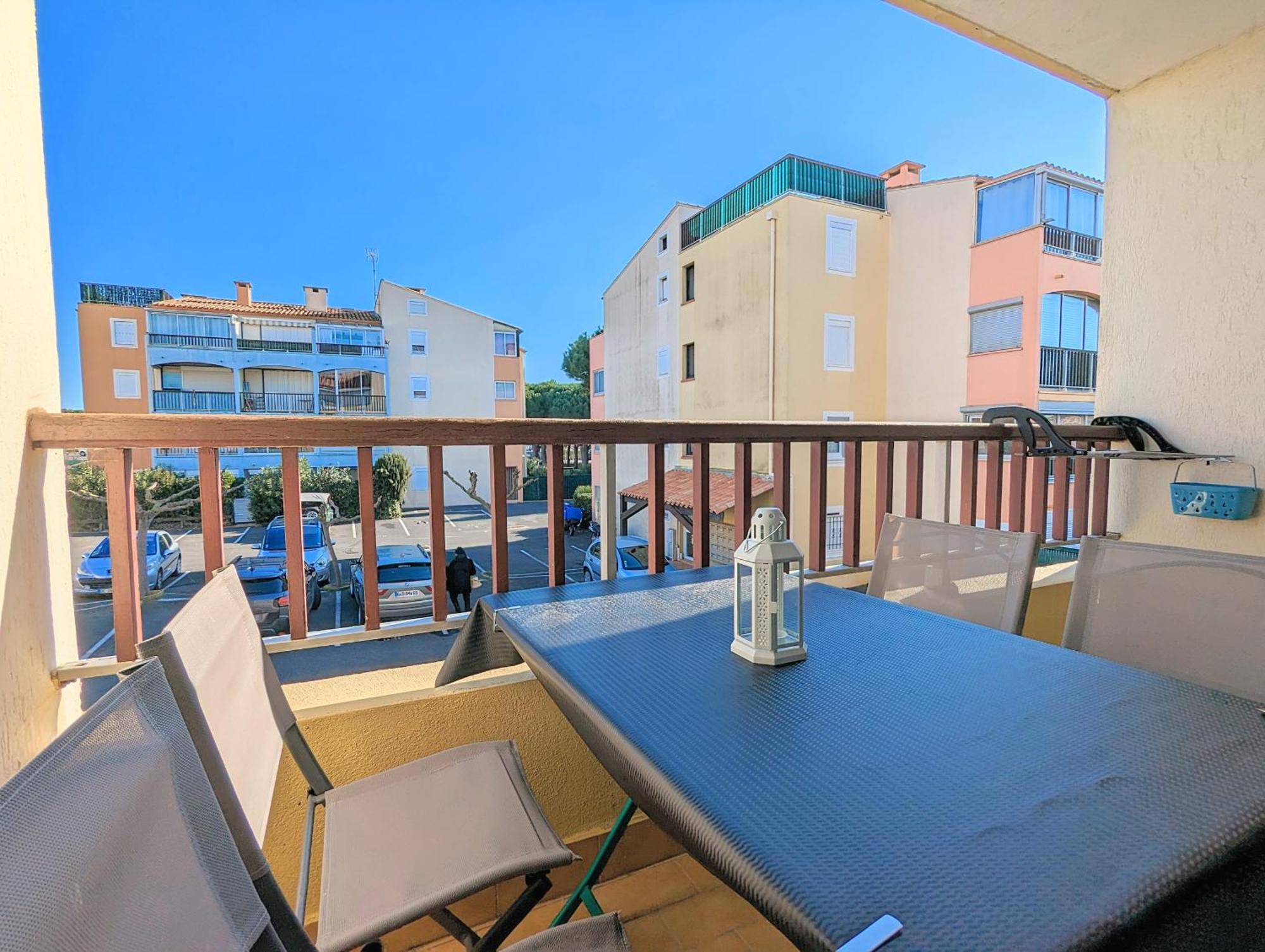 Appartement Au Calme + Parking Agde Bagian luar foto