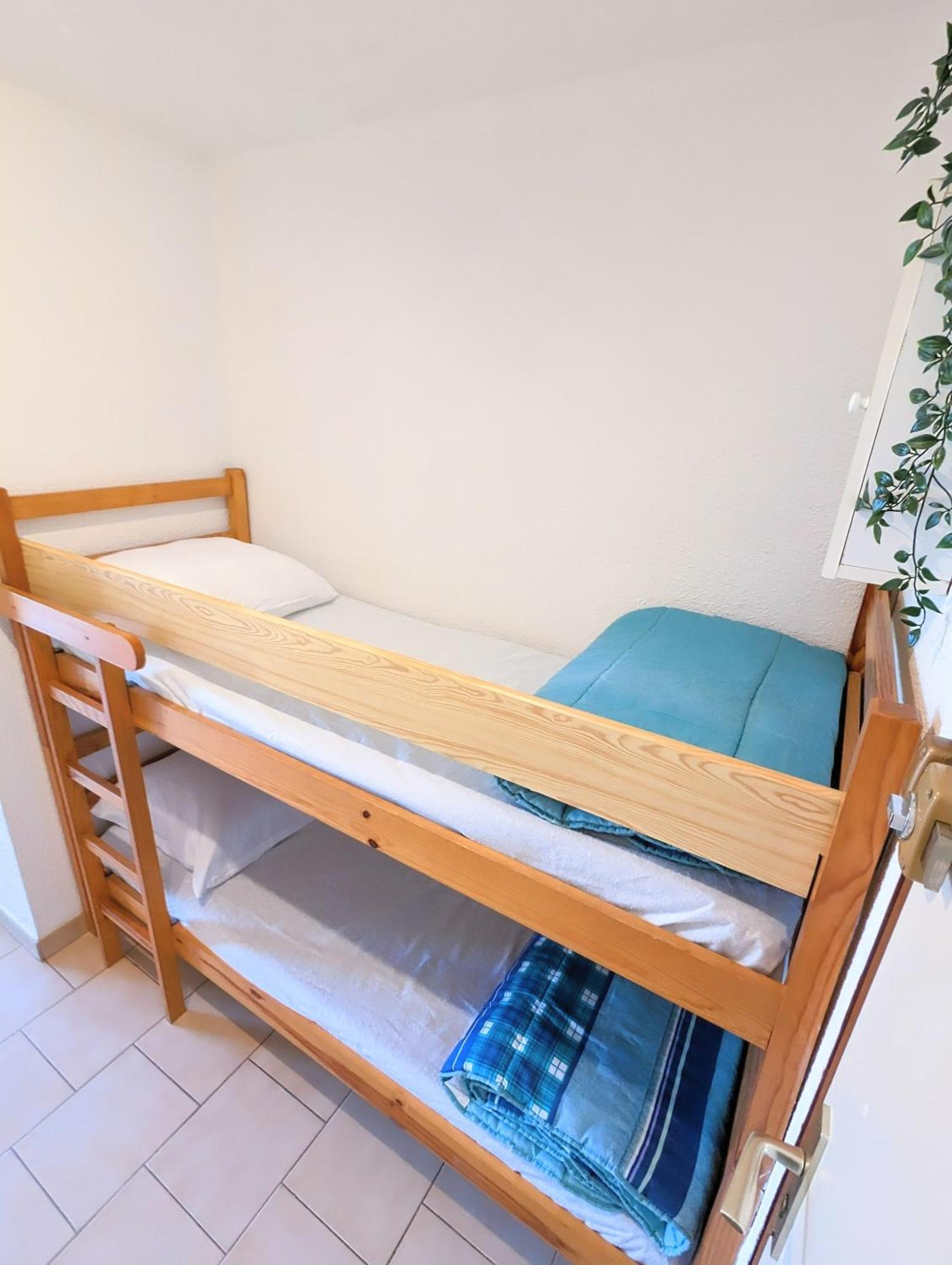 Appartement Au Calme + Parking Agde Bagian luar foto